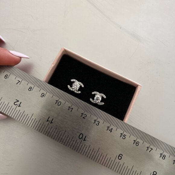 Chanel Vintage CC Logos Stud Silver Tone Earrings .5 Ct Moissanite - Picture 2 of 2